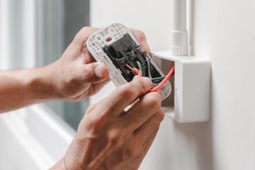 Cómo identificar posibles problemas eléctricos en ⁢casa