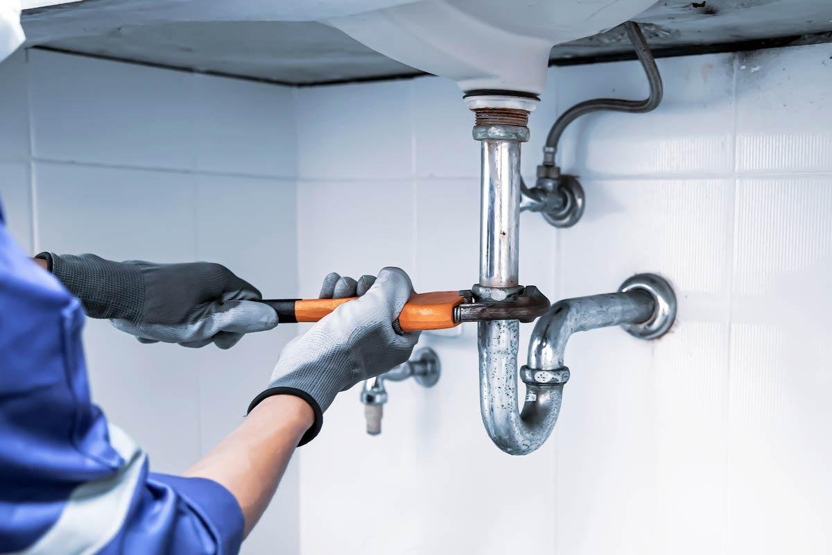 Cómo identificar ‍una ⁢fuga de agua en casa
